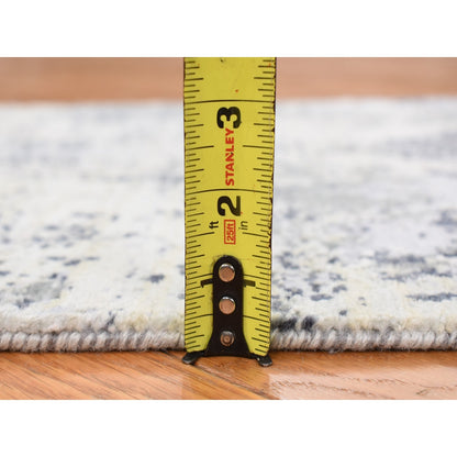 2'1"X3' White Abstract Design Wool And Silk Hand Knotted Mat Rug