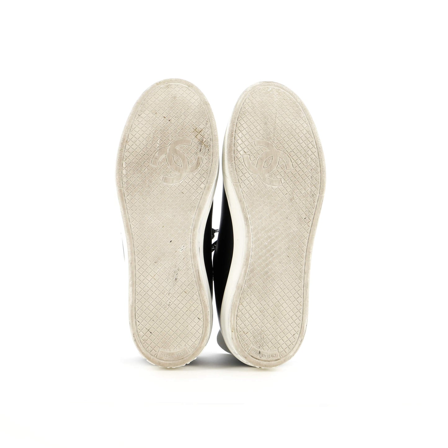 Chanel Women'S Cc Low-Top Flat Runner Sneakers Leather