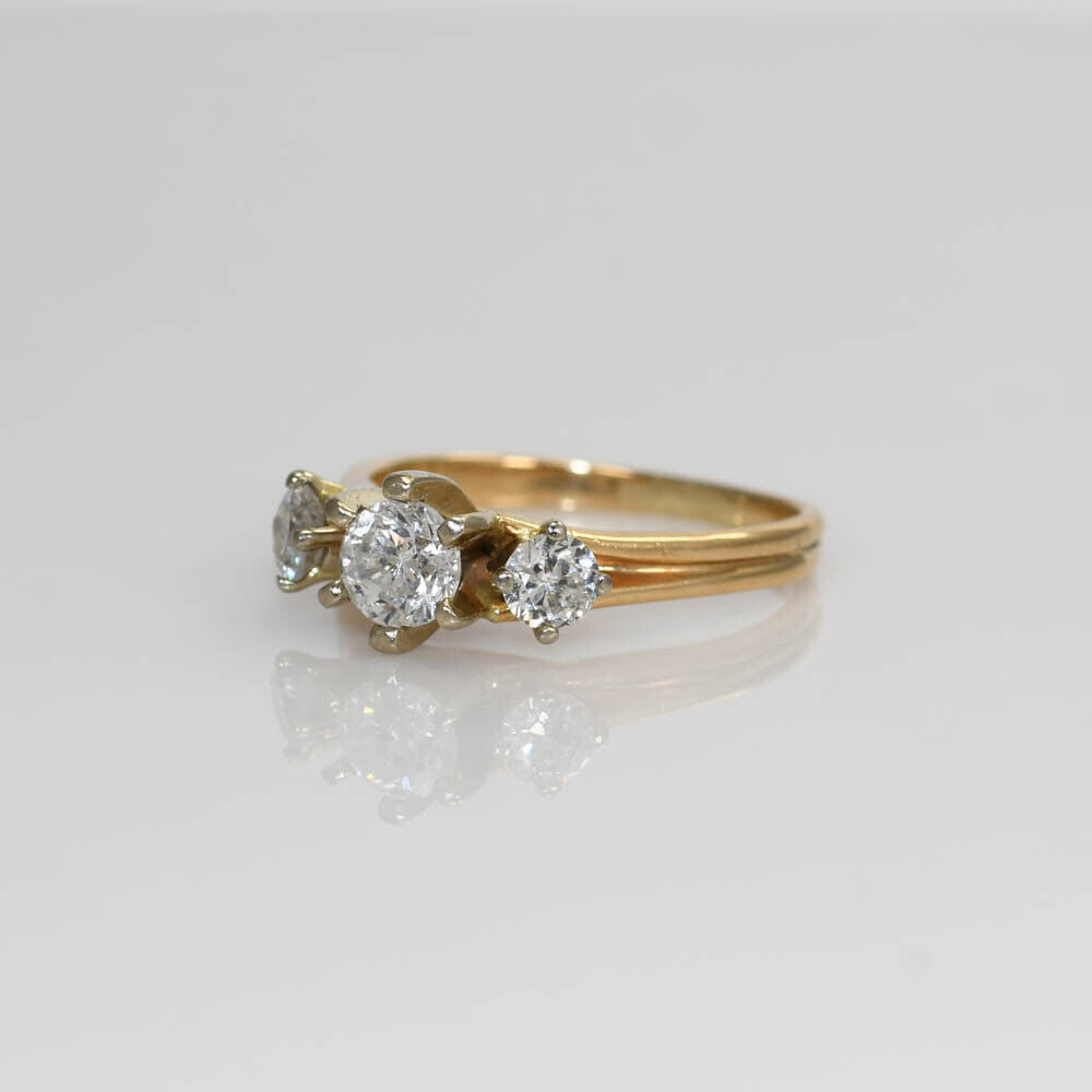 14K Yellow Gold 3 Diamond Ring, .85Tdw, 3.3G