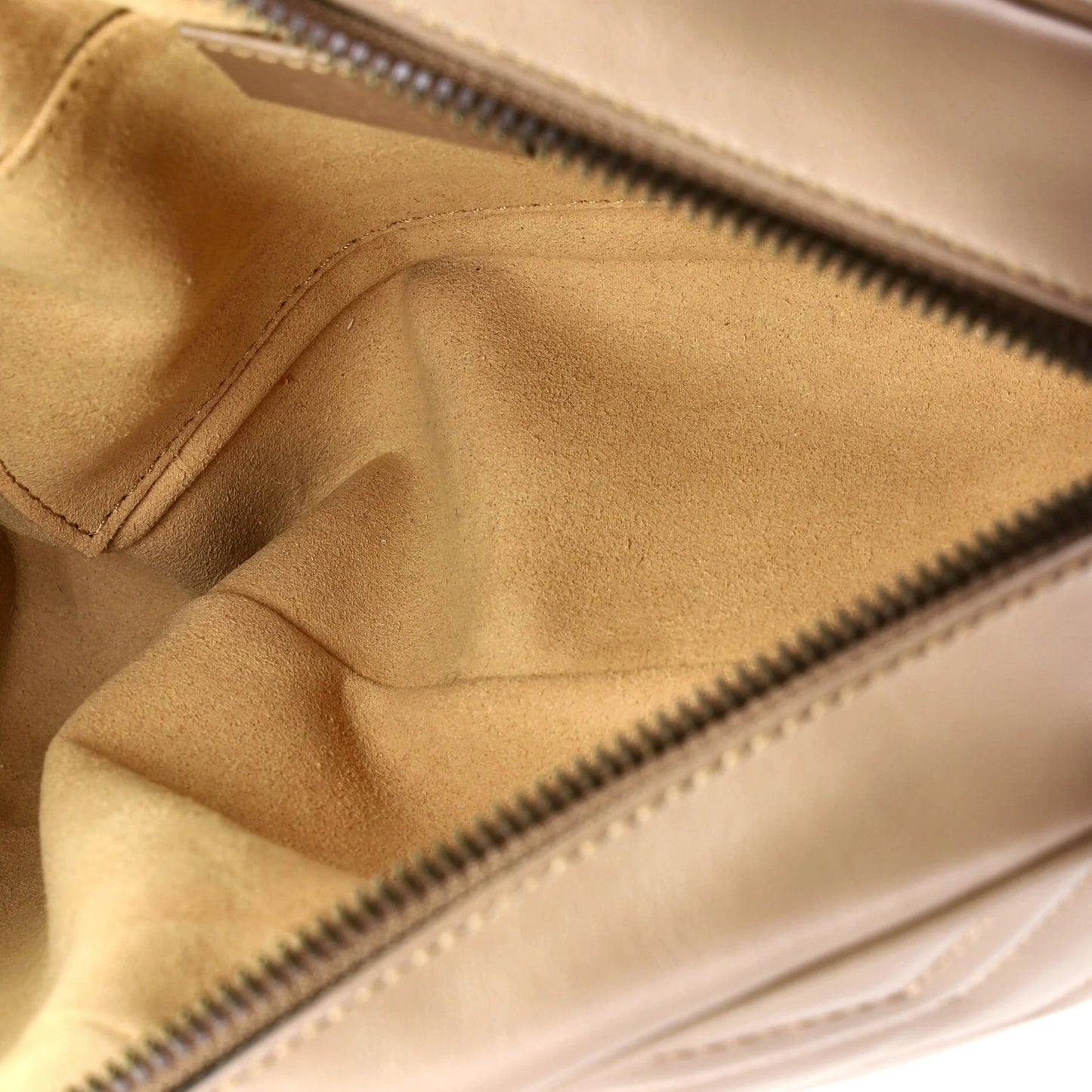 Gucci Gg Marmont Shoulder Bag Matelasse Leather Small