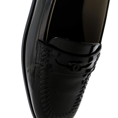 Chanel Women'S Cc Loafers Stitched Patent