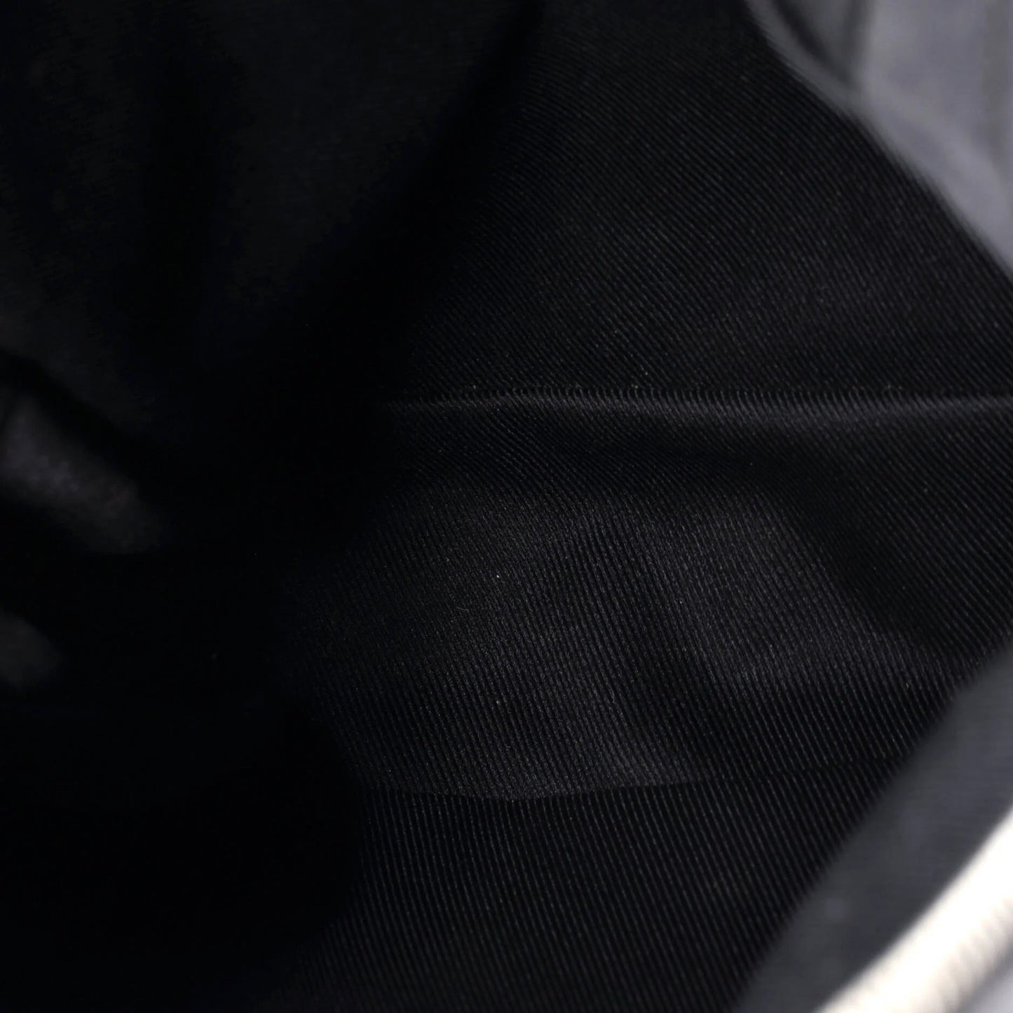 Louis Vuitton Avenue Sling Bag Damier Graphite