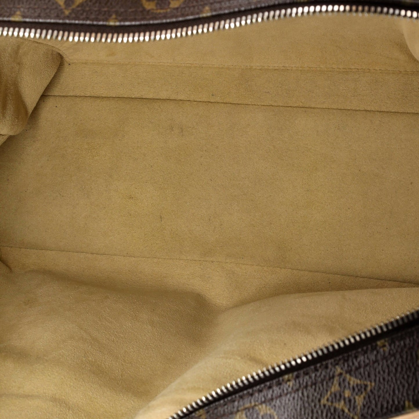 Louis Vuitton Manhattan Handbag Monogram Canvas Gm