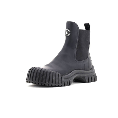Louis Vuitton Women'S Ruby Flat Ranger Chelsea Boots Leather