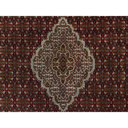 6'X6' Red Tebraz Mahi With Fish Design Pure Wool Hand Knotted Round Rug