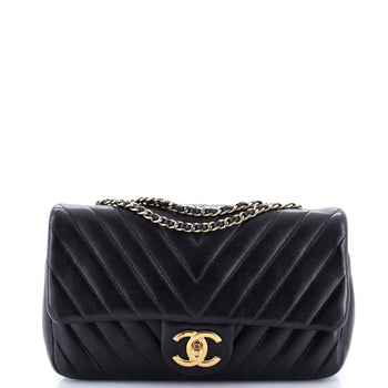 Chanel Classic Single Flap Bag Chevron Lambskin Medium