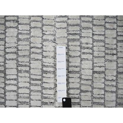 12'4"X15' Ivory Modern Design Wool & Silk Hand Loomed Oversized Rug