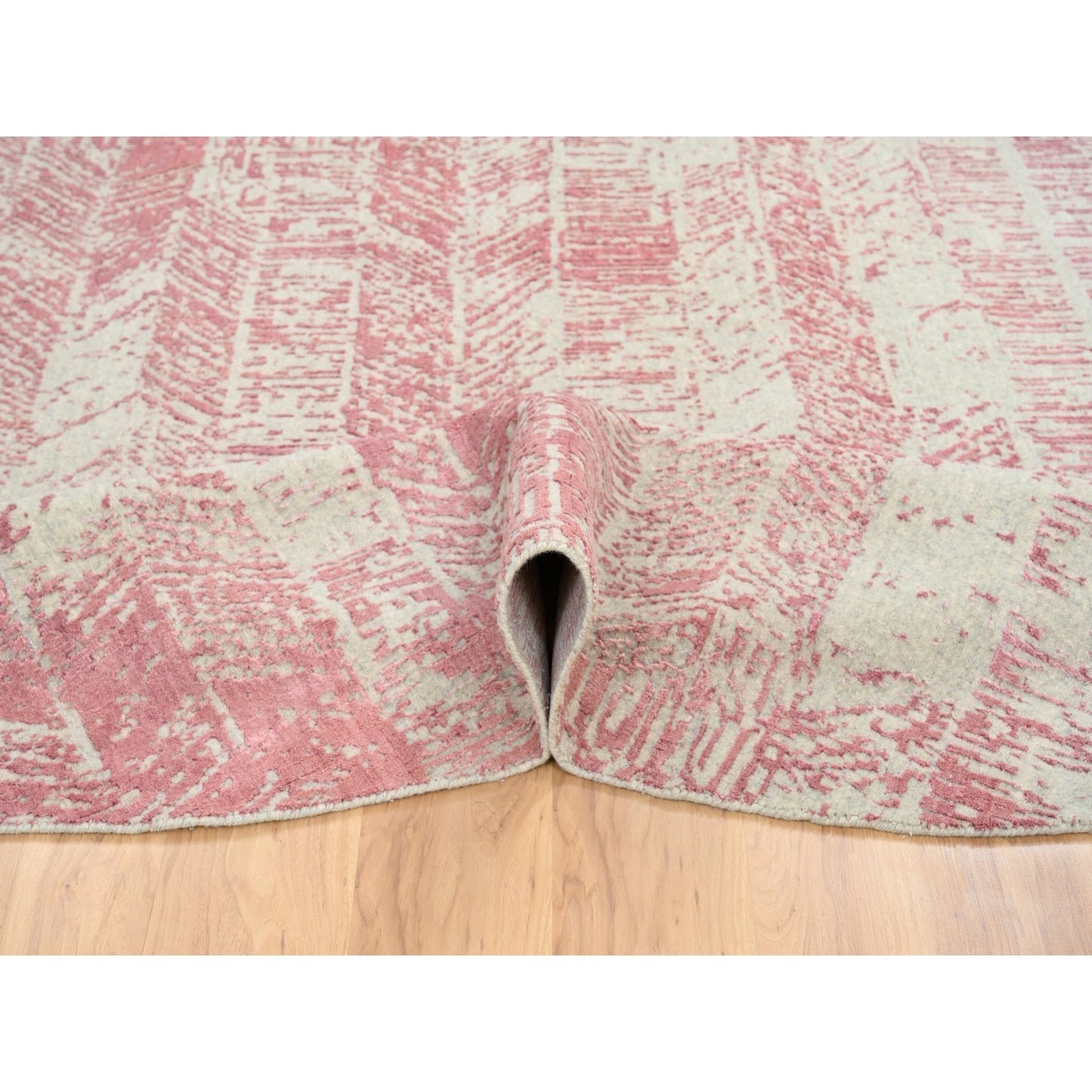 10'X10' Rose Pink Wool And Art Silk Jacquard Hand Loomed Round Rug