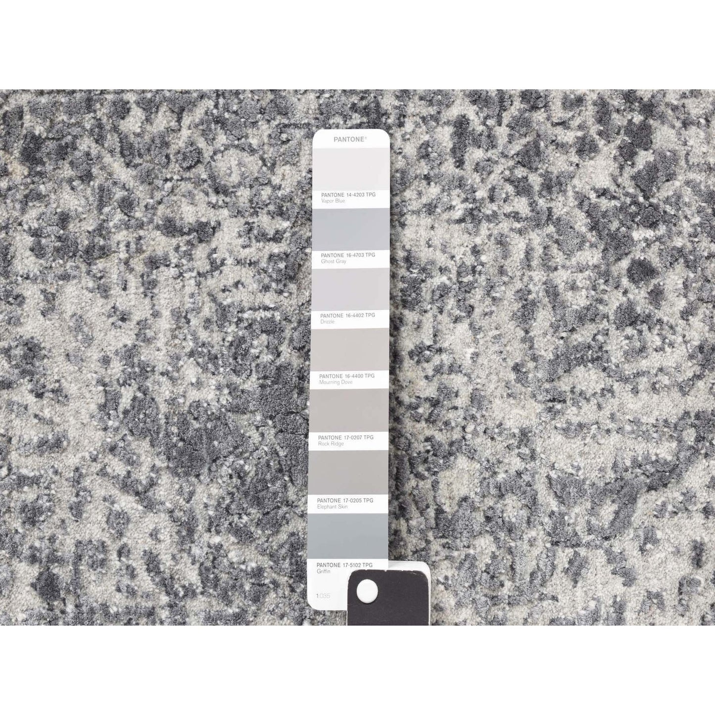 2'1"X3'1" Gray Zoroastrian Design Hand Knotted Wool And Silk Mat Rug