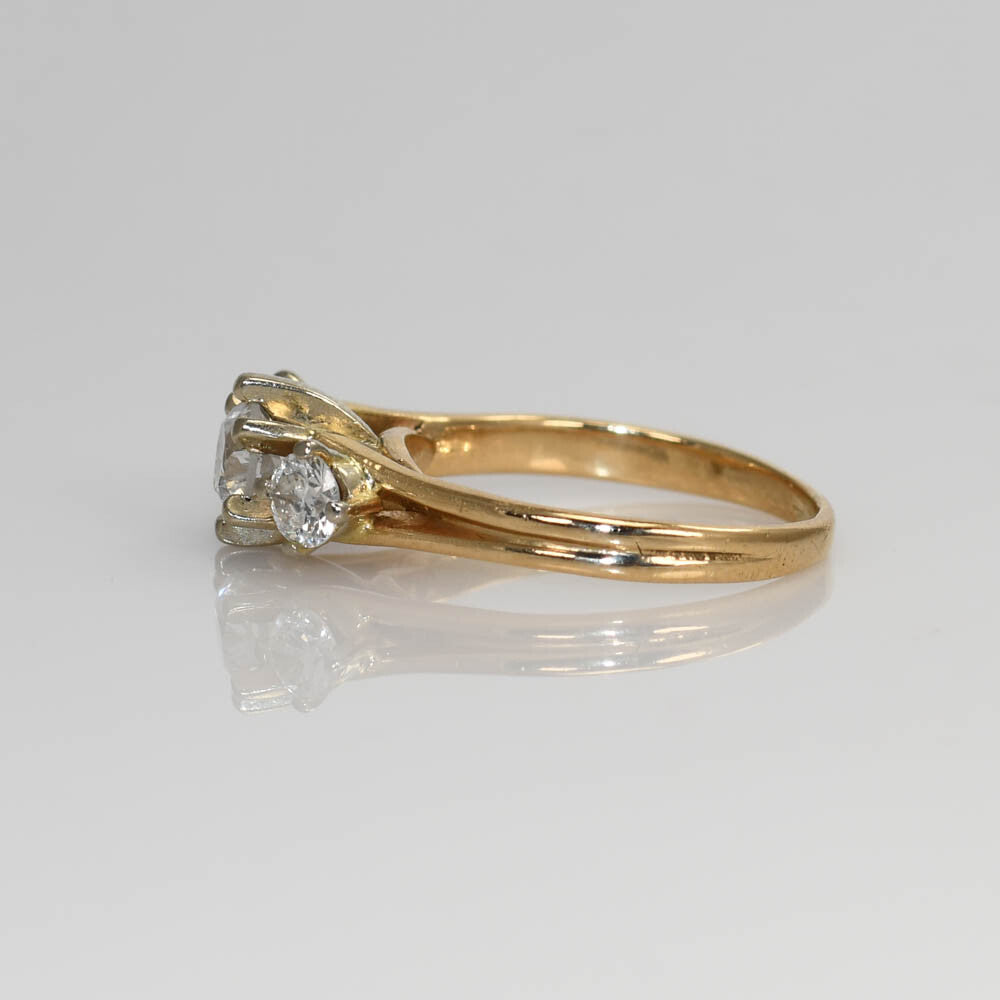 14K Yellow Gold 3 Diamond Ring, .85Tdw, 3.3G