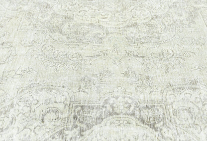 Distressed Vintage Oriental Rug Floral Dining