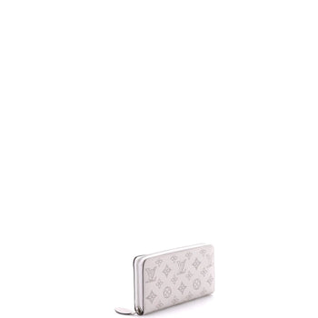 Louis Vuitton Zippy Wallet Mahina Leather