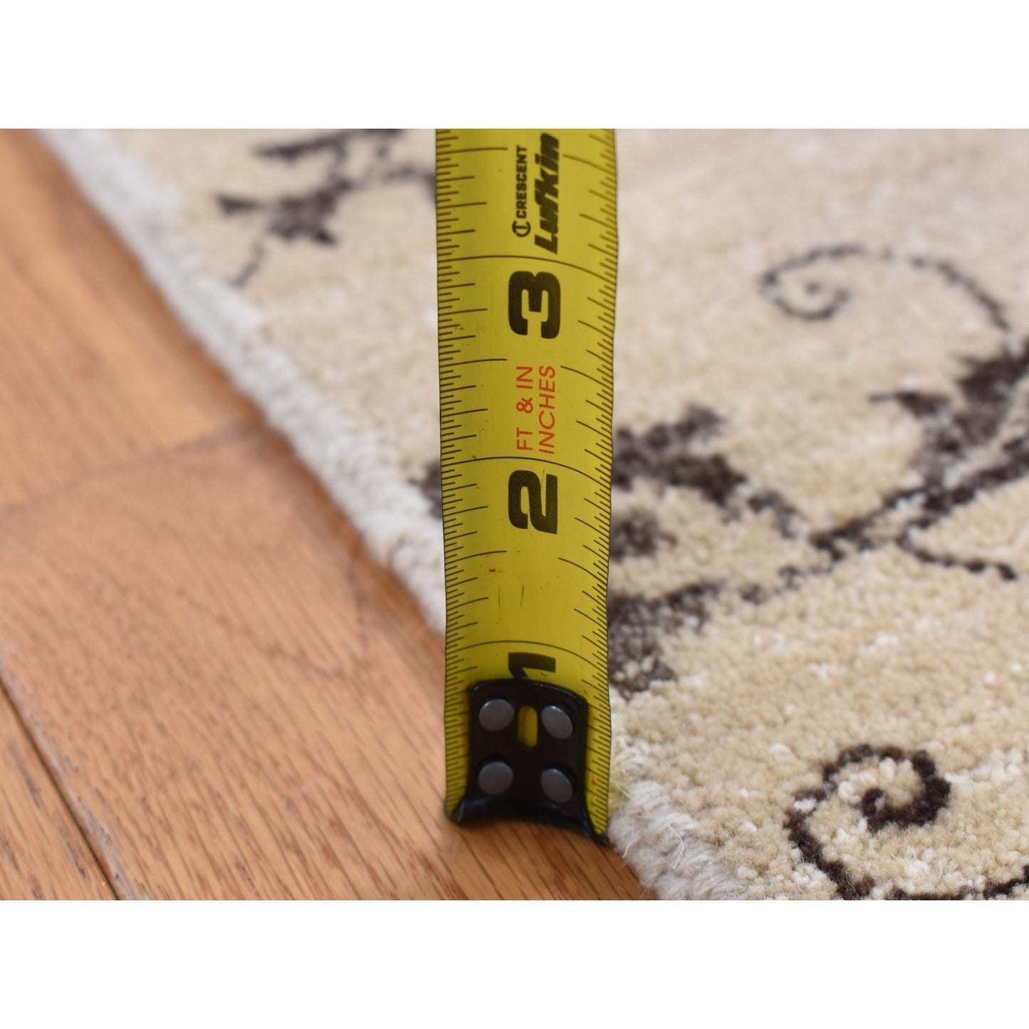 4'7"X6'4" Beige, Scroll And Branch Design, Hand Knotted Pure Wool Rug