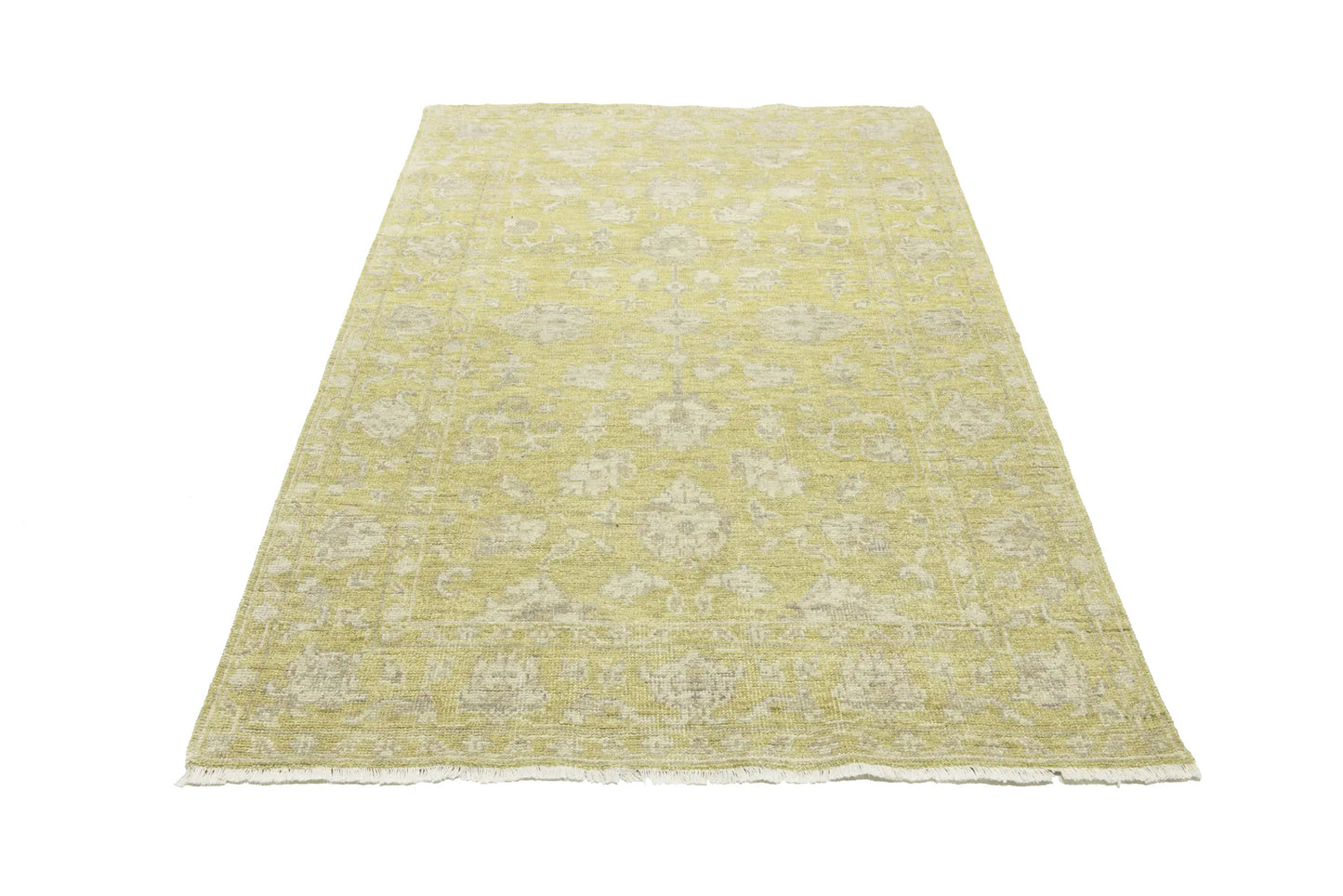 5X8 Ft Transitional Oriental Rug Floral Design