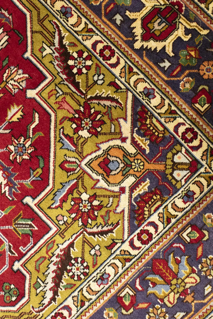 Hand-Knotted Vintage Oriental Rug Red Traditional