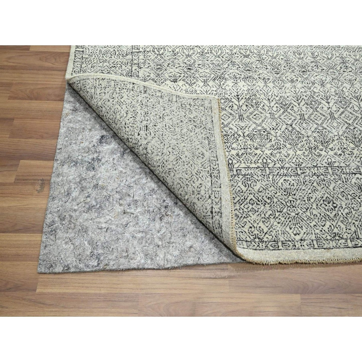 8'2"X10' Ivory Repetitive Tree Design Natural Wool Hand Knotted Rug