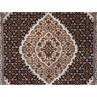 2'10"X5'4" Fish Medallion Design Tebraz Mahi Wool-Silk Hand Knotted Rug