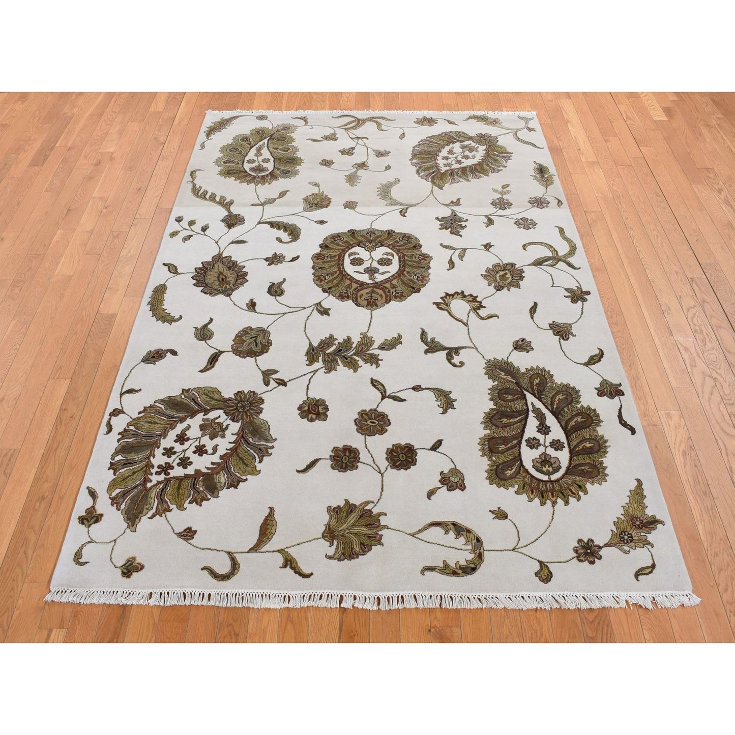 6'X9'2" Timberwolf Gray Rajasthan Design Wool And Silk Hand Knotted Rug