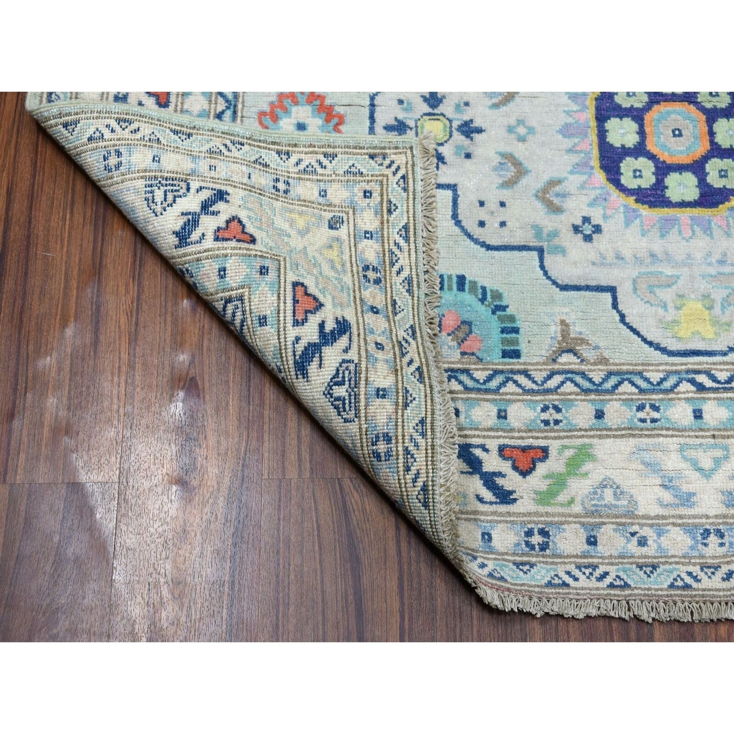 5'1"X6'6" Colorful Gray Fusion Kazak Pure Wool Hand Knotted Oriental Rug