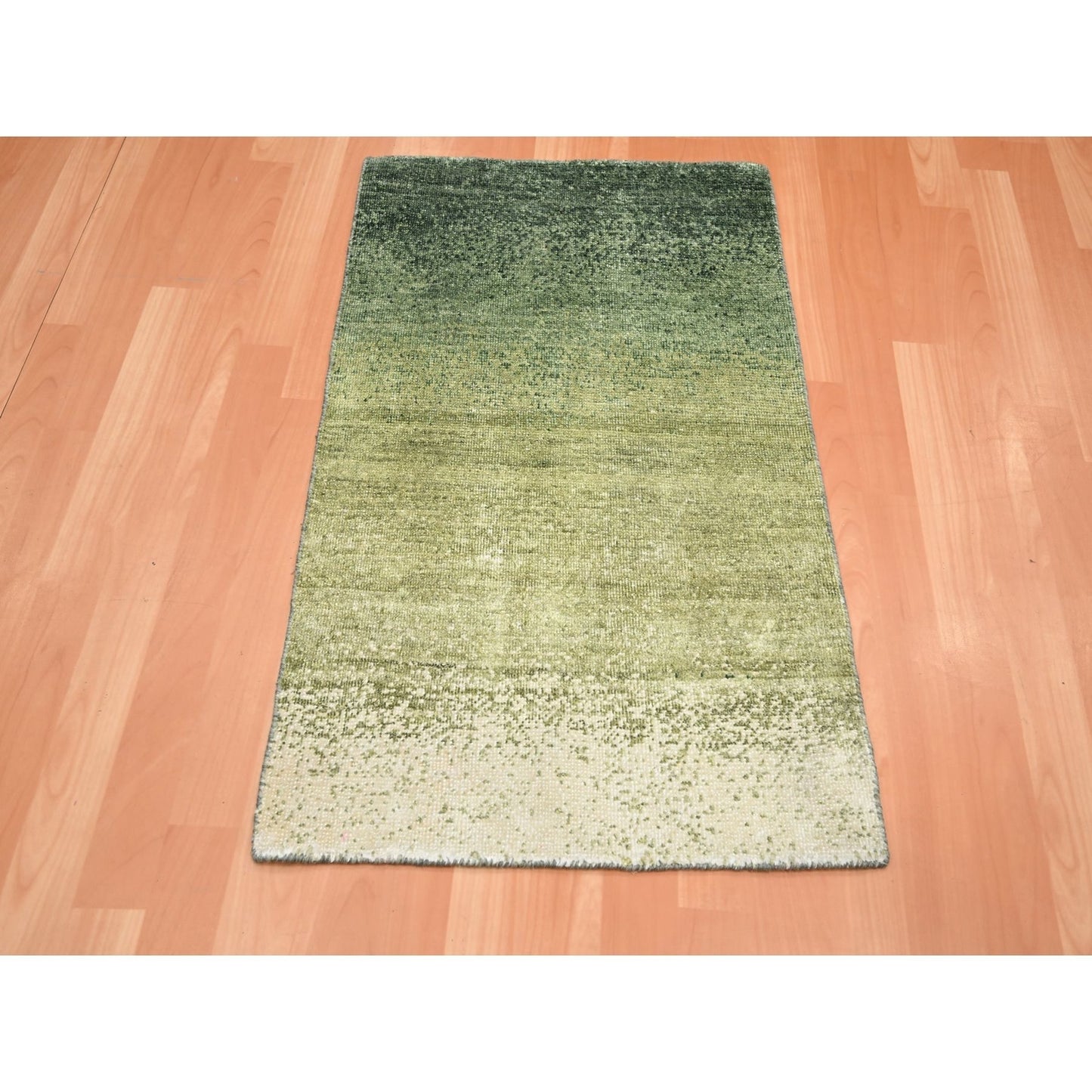 2'X3' Shades Of Green 100% Silk Textured With Gradation Design Sample Rug