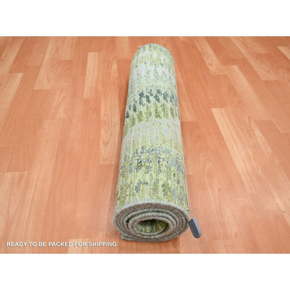 2'5"X8'3" Green 100% Silk Hand Knotted Crocodile Safari Design Runner Rug