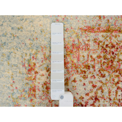 2'6"X6' Ivory Farsian Design Wool And Pure Silk Hand Knotted Runner Rug