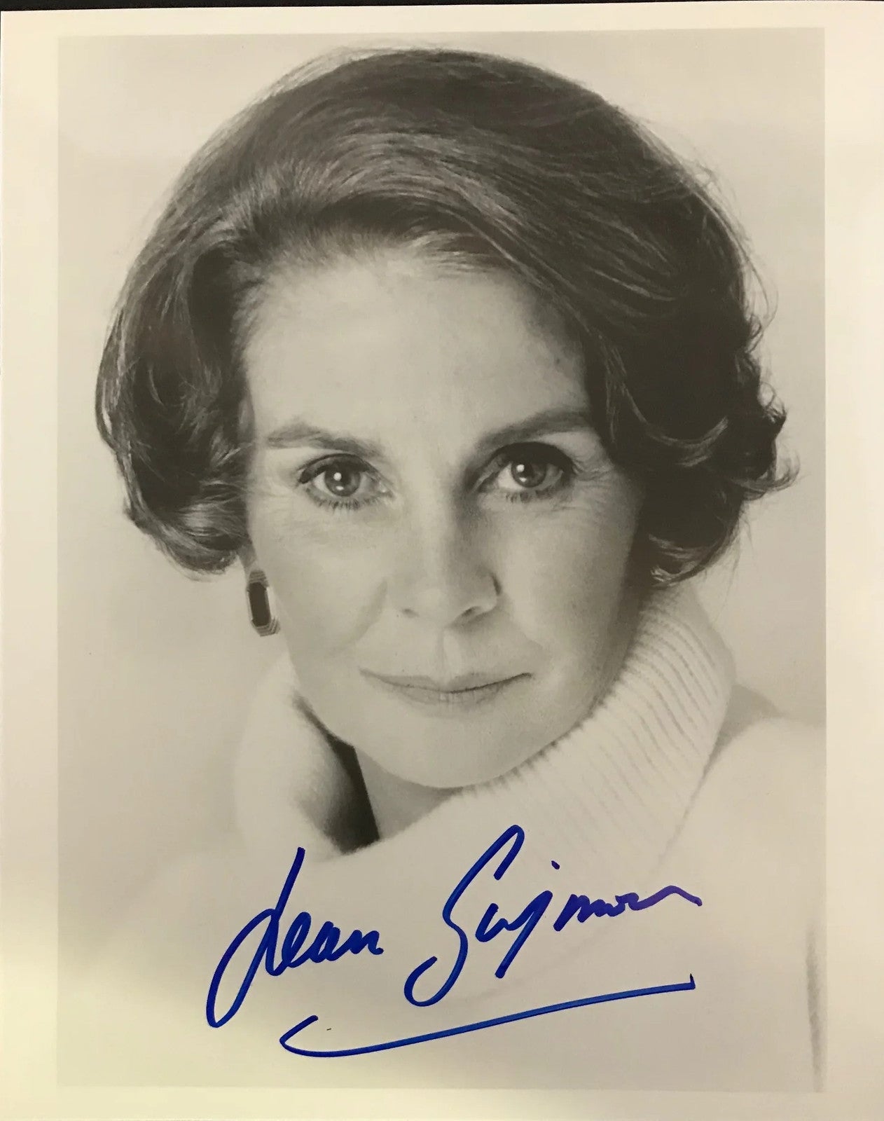 Jean Simmons Autographed Black & White 8X10 Photo