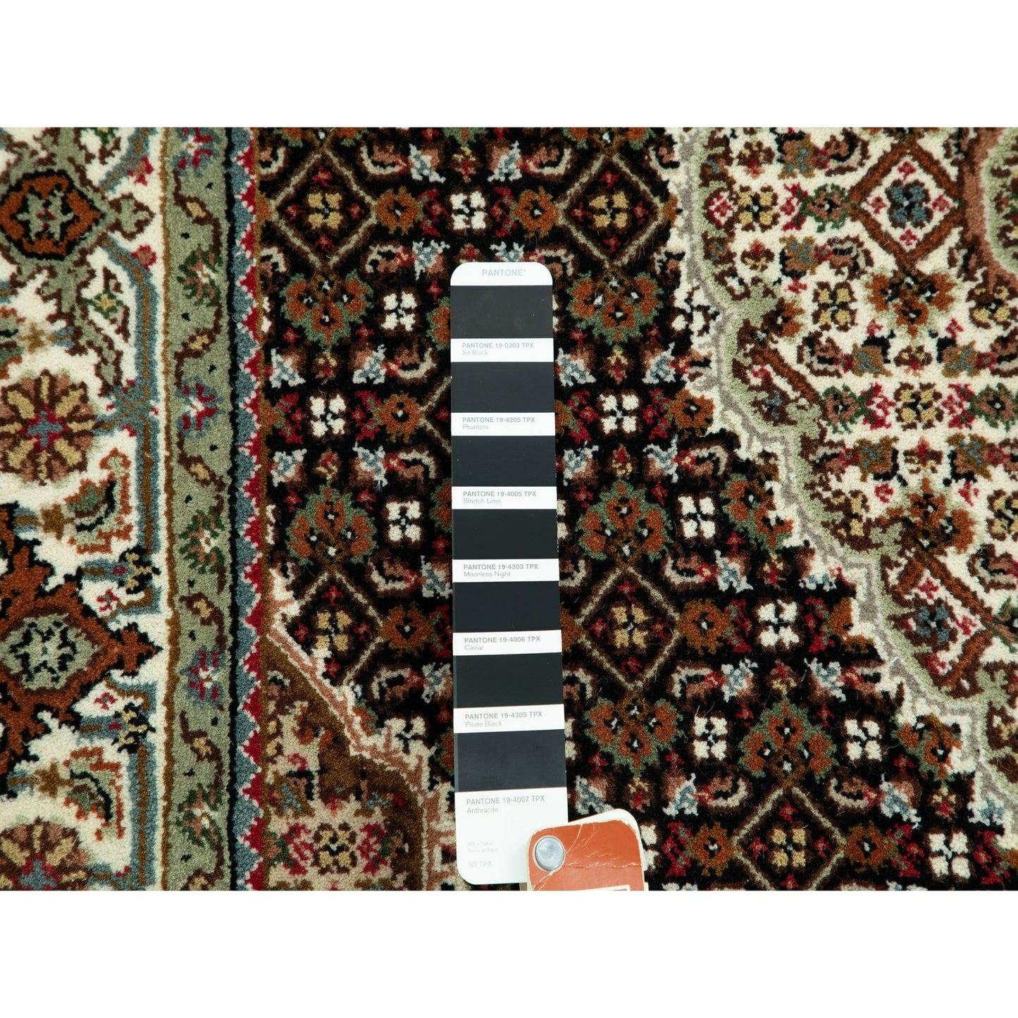 4'X6' Rich Black Tebraz Mahi 250 Kpsi Wool Hand Knotted Rug