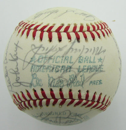 1975 Detroit Tigers Team Signed By 26 Oal