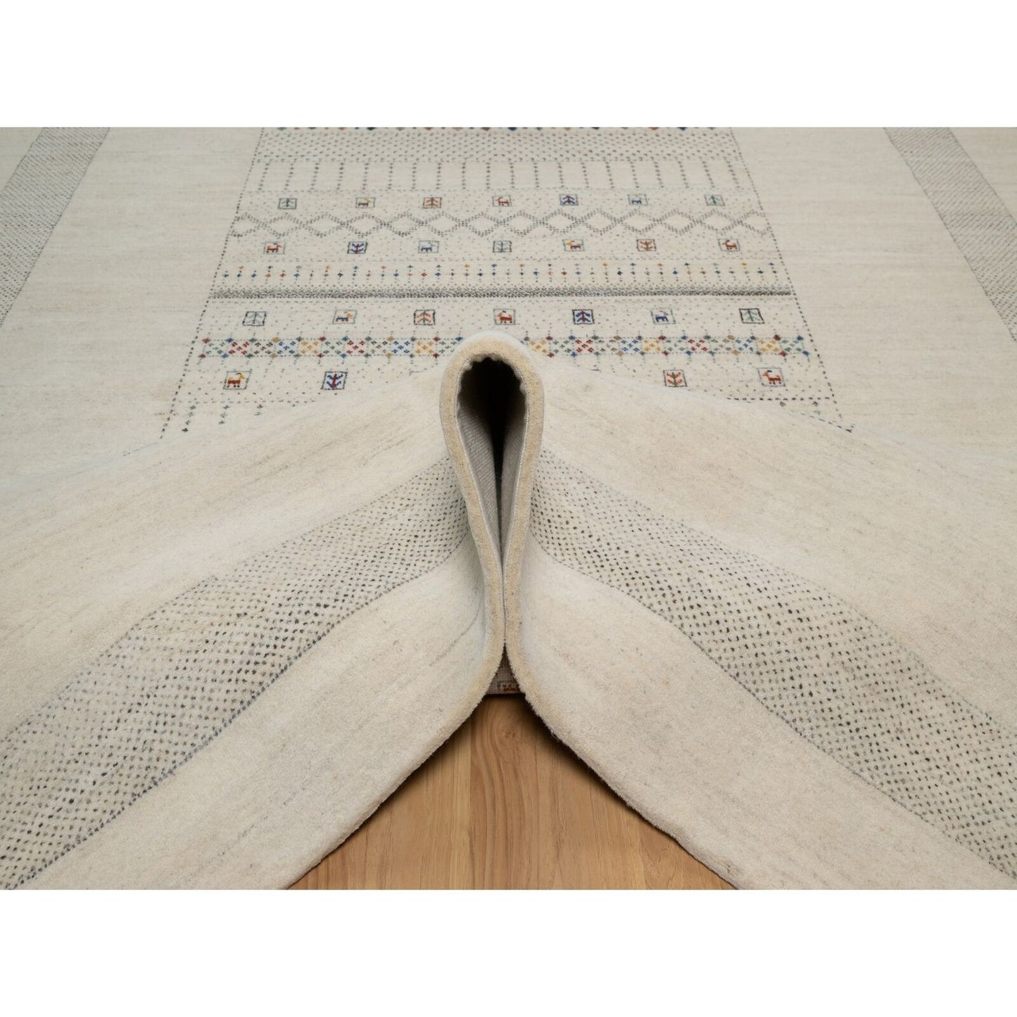 8'1"X10' White Modern Lori Buft Animal Figurines Wool Hand Knotted Rug