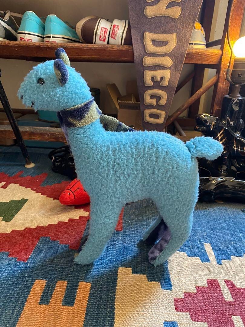 Patagonia Guanago Plush Toy 28cm x 30cm Super Rare Blue