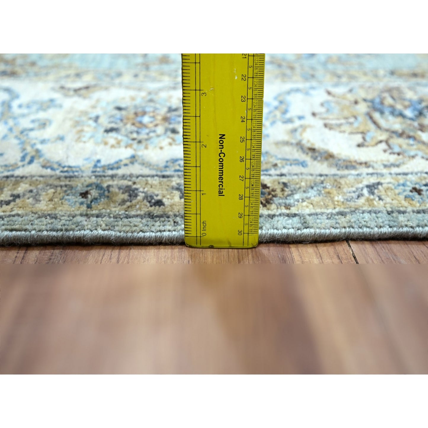 6'X9'1" Baby Blue Hand Knotted Agra Shah Abbas Vines Design Pure Wool Rug