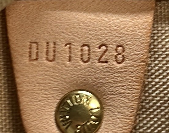 Louis Vuitton Speedy Handbag Damier 30