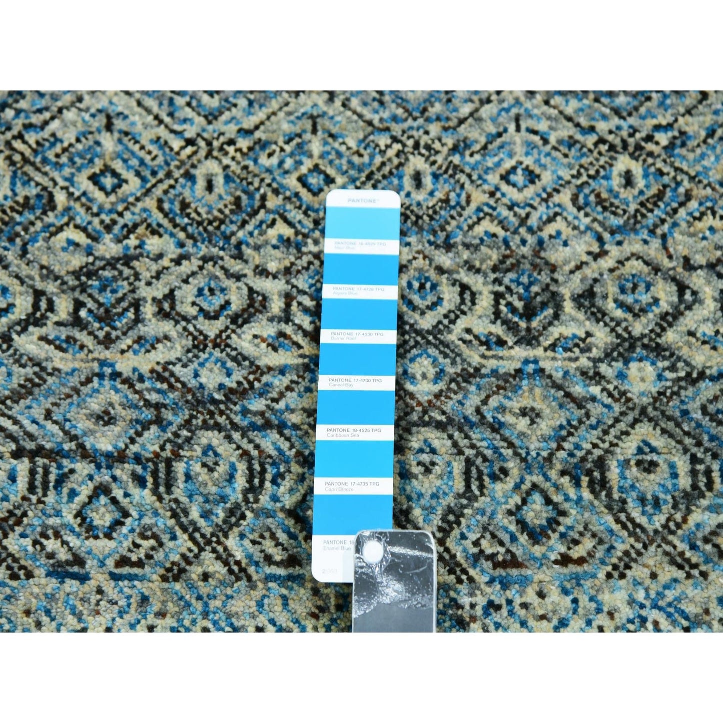 2'6"X8' Blue Diamond Shape Hand Knotted Kohinoor Herrita Wool Runner Rug