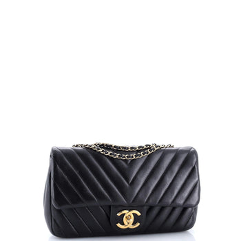 Chanel Classic Single Flap Bag Chevron Lambskin Medium