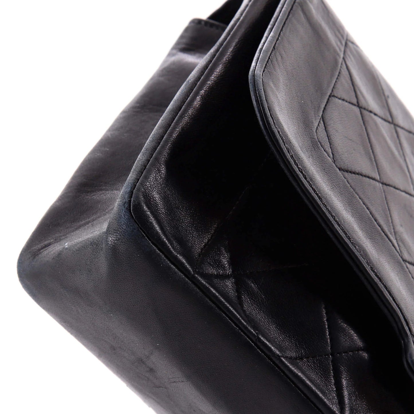 Chanel Vintage Cc Chain Flap Bag Quilted Lambskin Medium