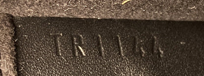 Louis Vuitton Chain Louise Clutch Leather Mm