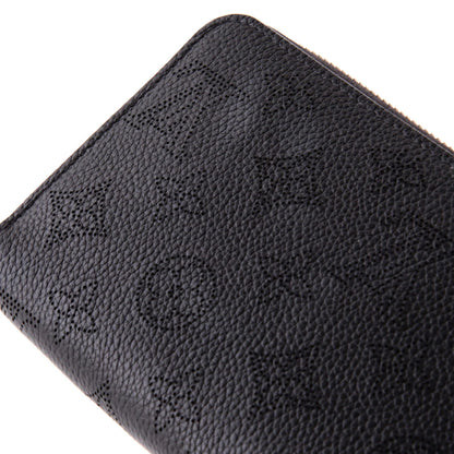 Louis Vuitton Zippy Wallet Mahina Leather
