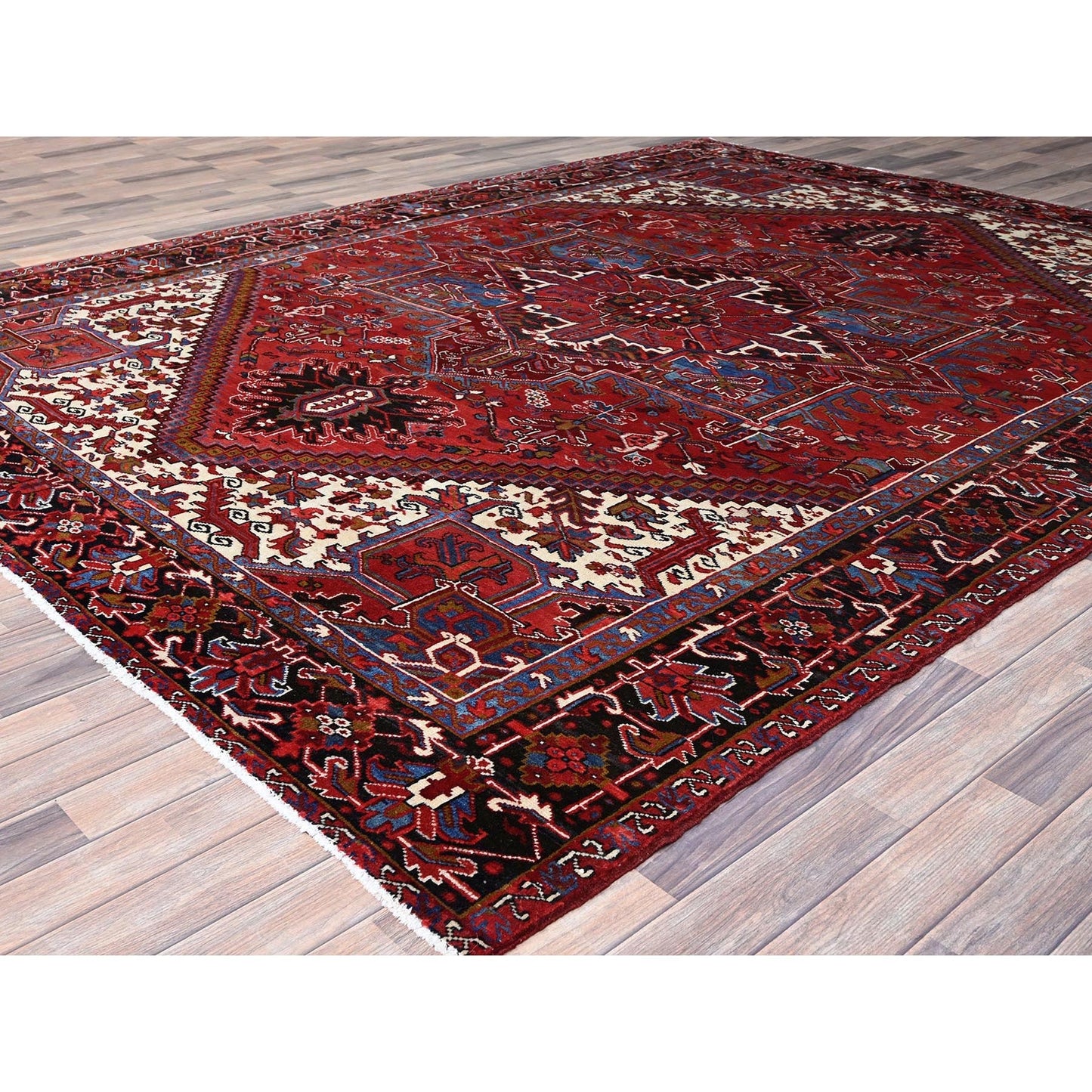 8'9"X10'10" Red Soft And Vibrant Wool Semi Antique Nomad Art Oriental Rug
