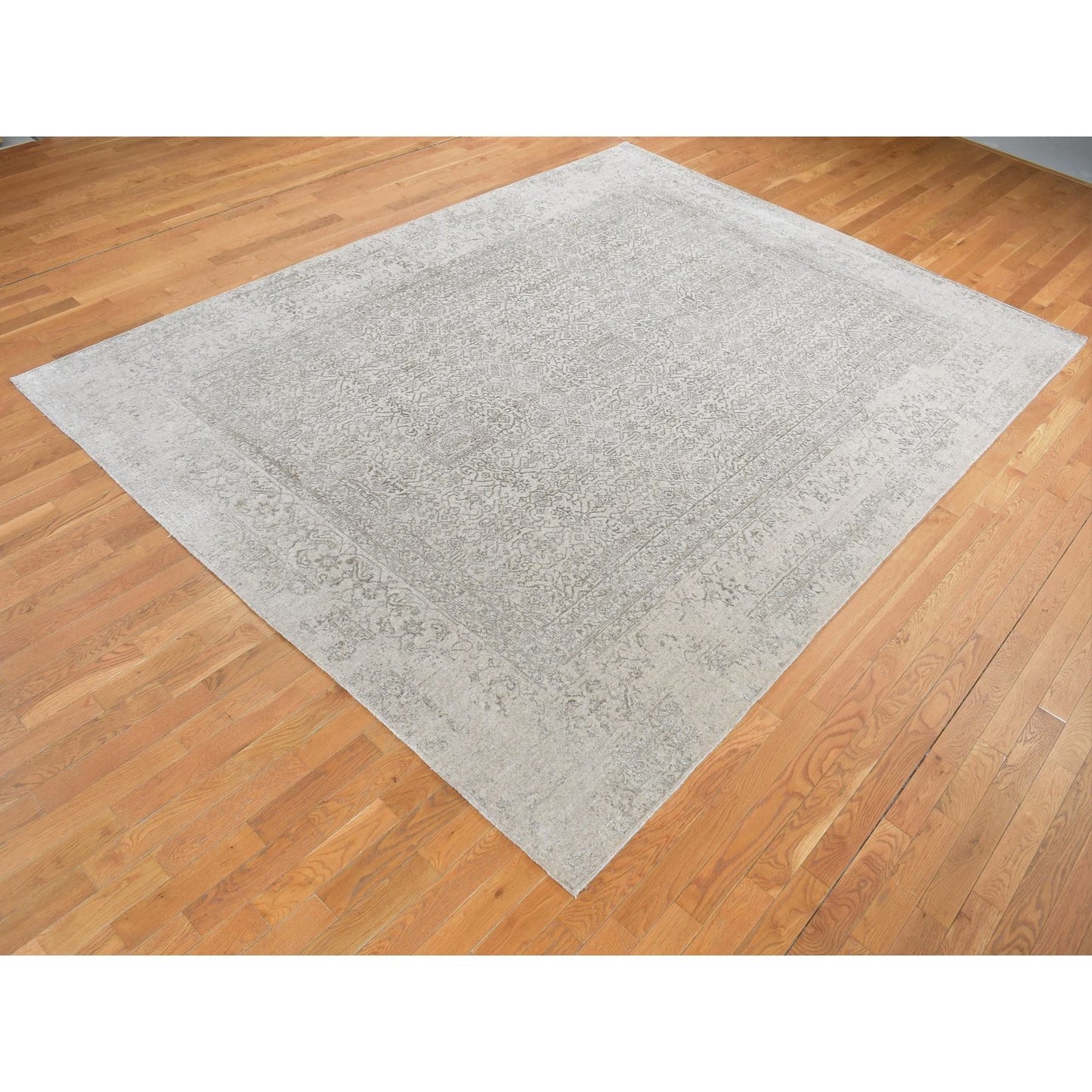 8'9"X12'1"Taupe Fine Jacquard Loomed Wool And Silk Zoroastrian Design Rug