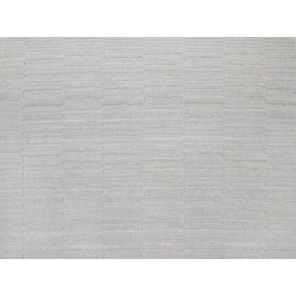 Ivory Hand Loomed 5'x5' Modern Soft Wool Striae Plain Round Design Rug
