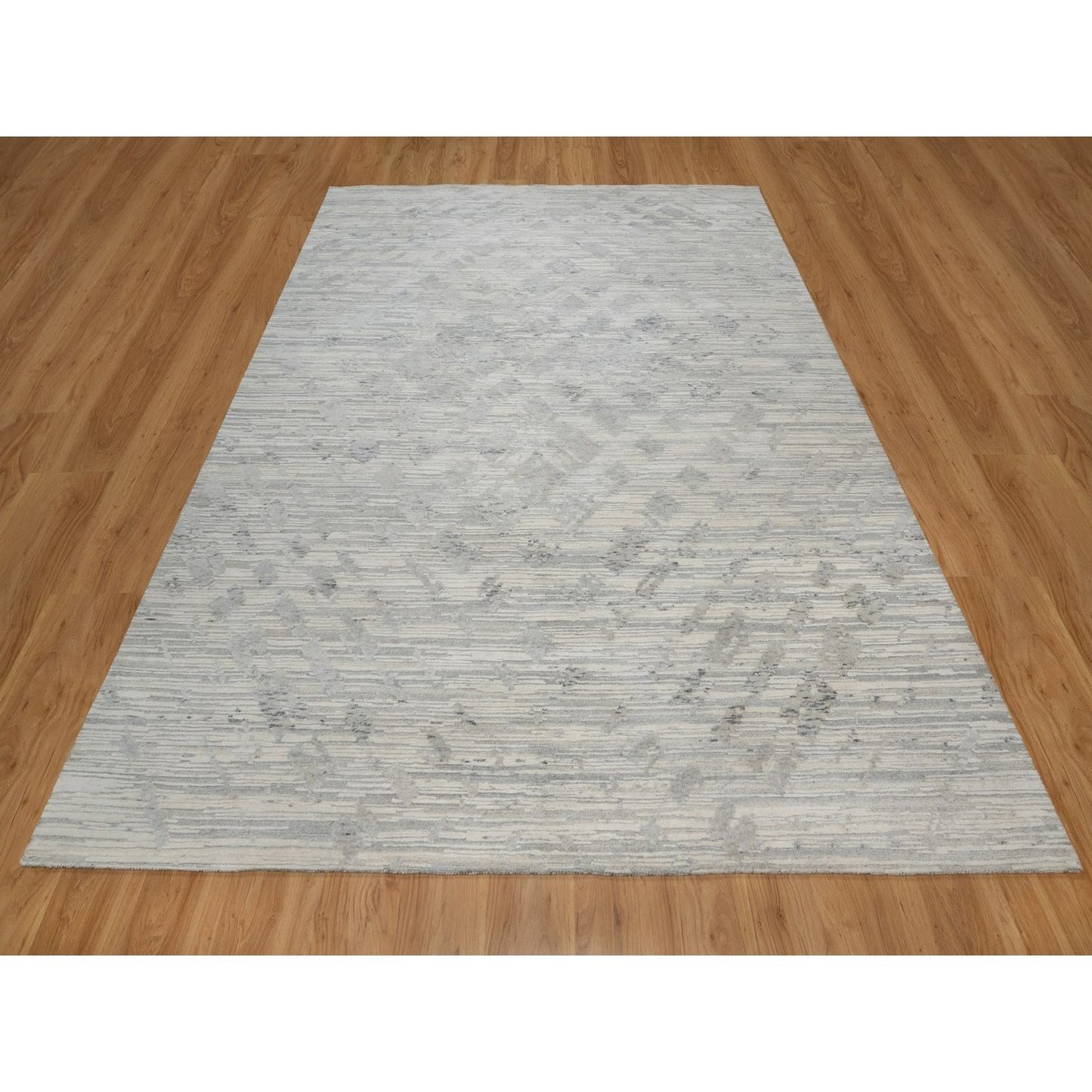 8'X10'2" Cream White Modern Design Hand Knotted Undyed Natural Wool Rug