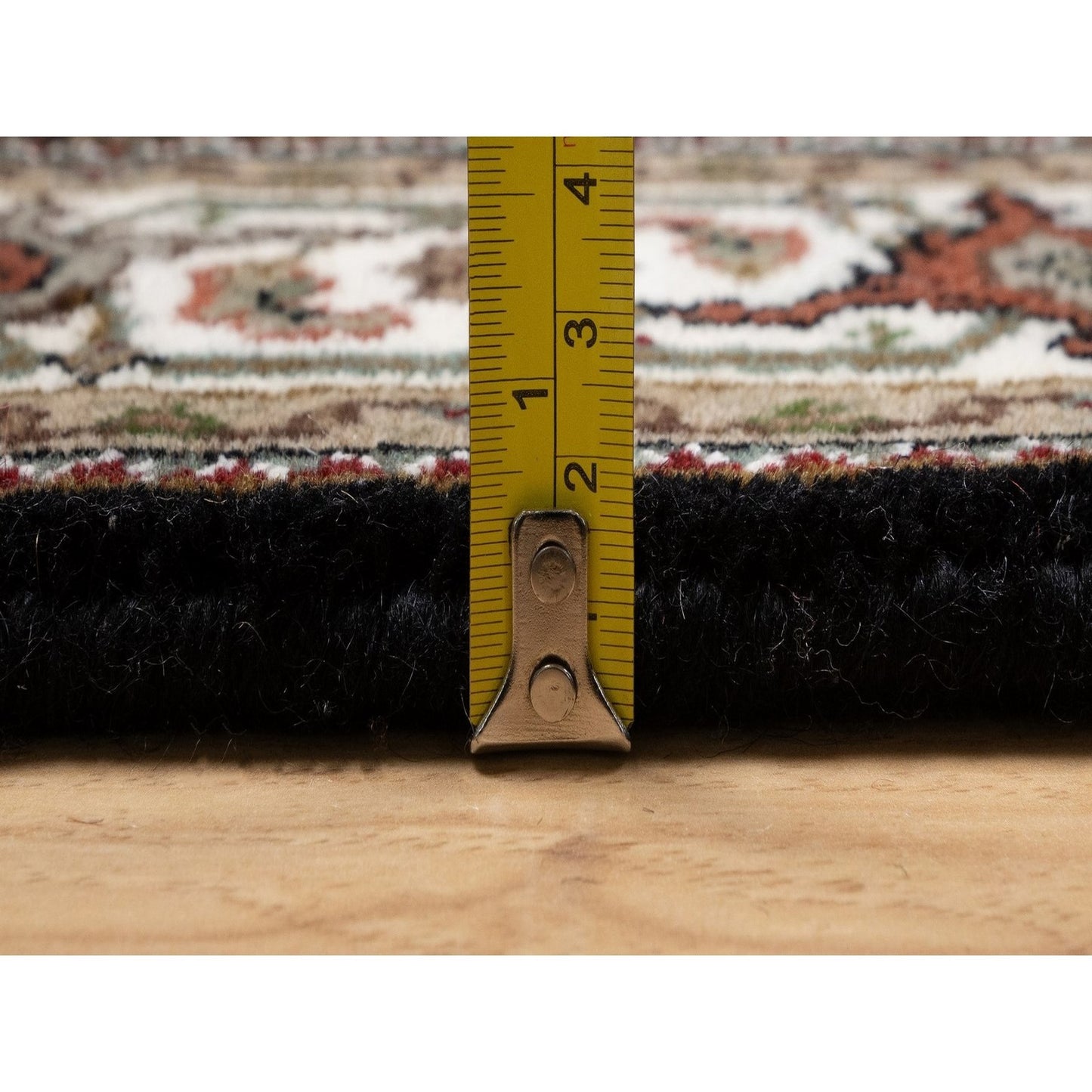 3'2"X5'4" Black Hand Knotted Rug Tebraz Mahi Medallion Design Pure Wool 175