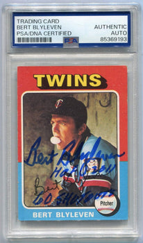 Bert Blyleven 1975 Topps Autographed Card #30