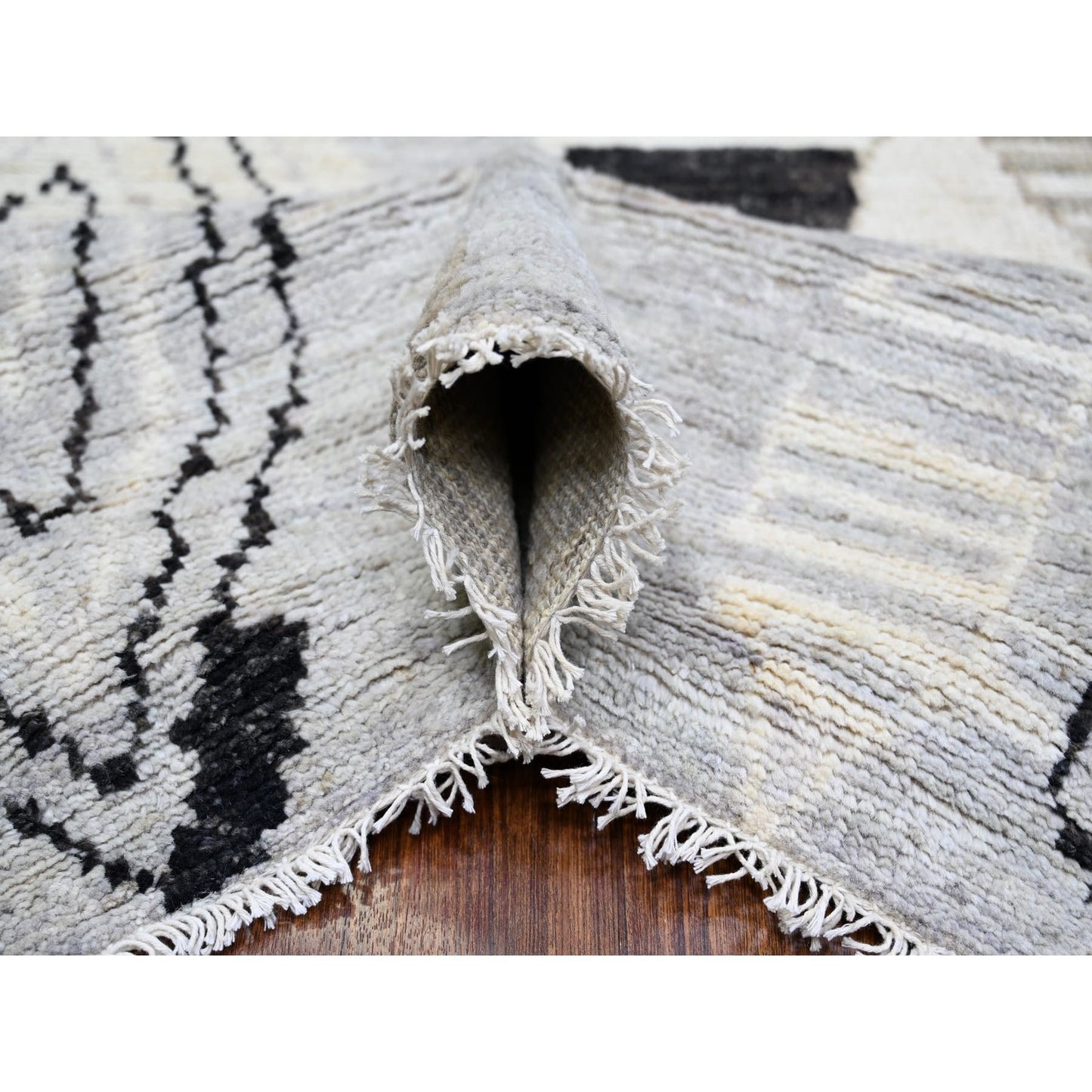 7'4"X9'6" Ivory Wool Hand Knotted Beni Ourain Moroccan Berber Design Rug