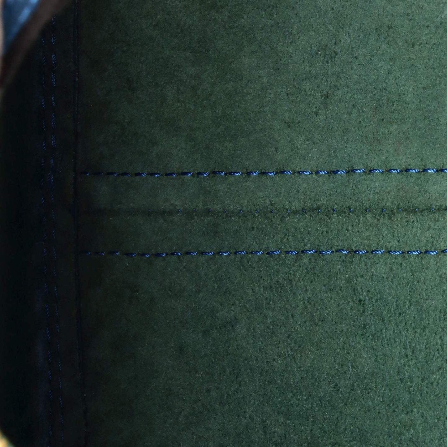 Louis Vuitton Speedy Handbag Epi Leather 25