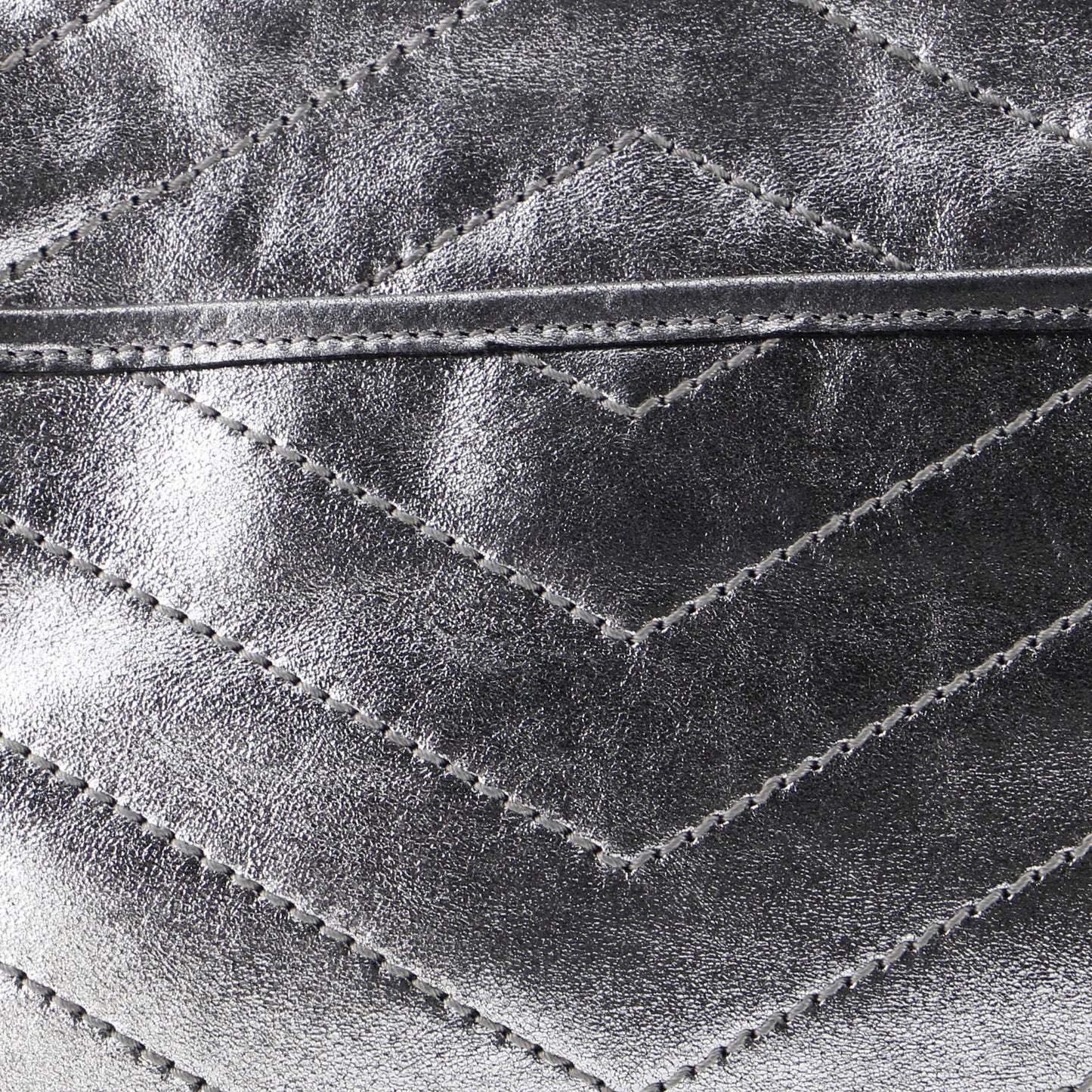 Saint Laurent Niki Chain Flap Bag Leather Medium