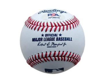 Clayton Kershaw Signed/Auto Oml Baseball Los