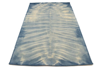 Hand-Tufted Blue Tie-Dye Rug Modern Kids Room