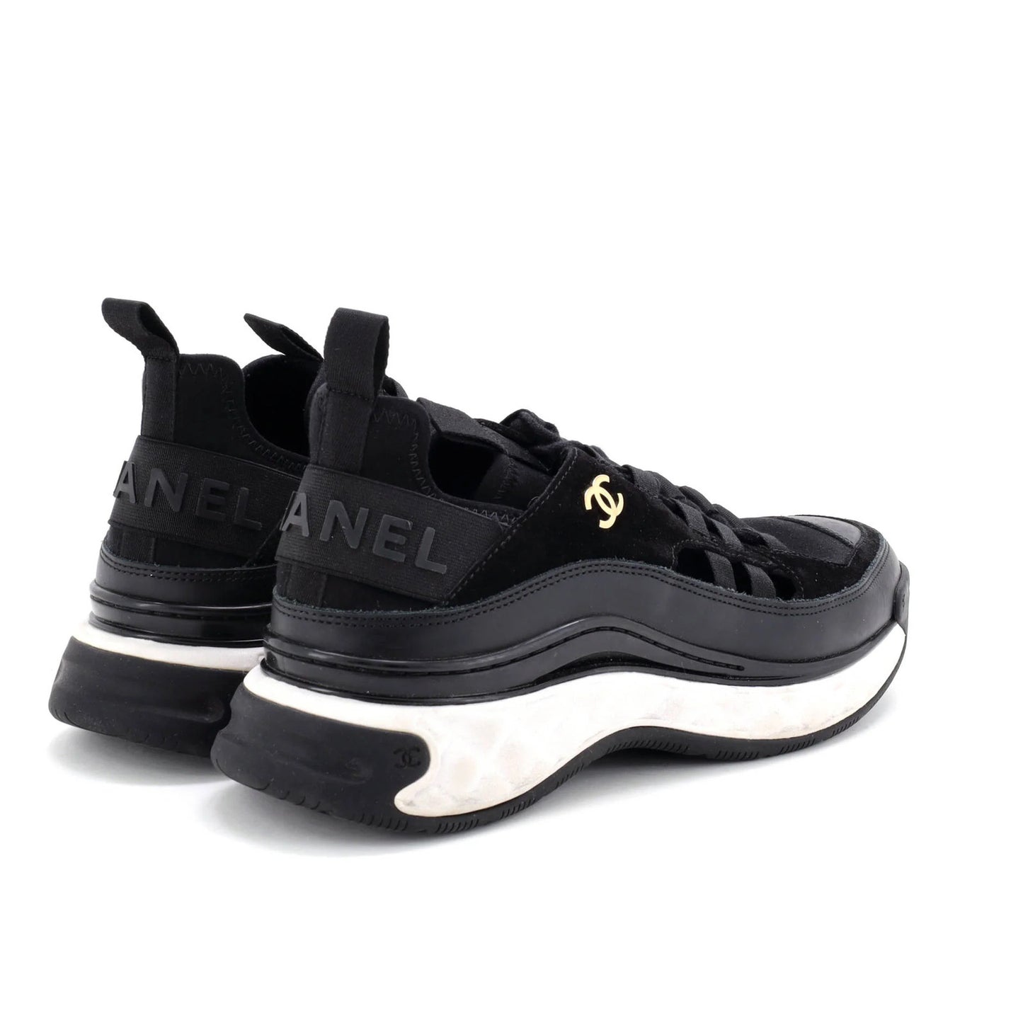 Chanel Women'S Cc Cap Toe Logo Sneakers Suede And Mixed Fibers
